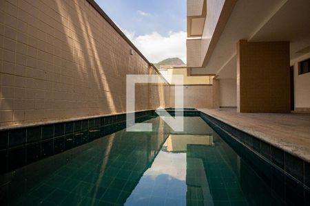 Apartamento para alugar com 80m², 2 quartos e 1 vaga Apartamento para alugar com 80m², 2 quartos e 1 vagaÁrea comum - Piscina