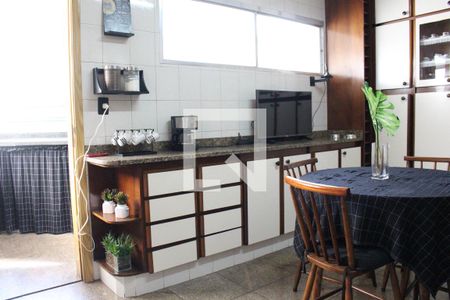 Casa à venda com 174m², 5 quartos e 2 vagasCozinha