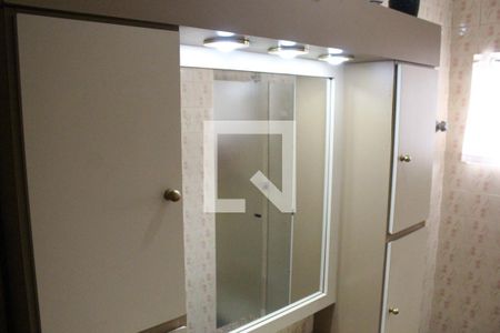 Casa à venda com 174m², 5 quartos e 2 vagasBanheiro 1