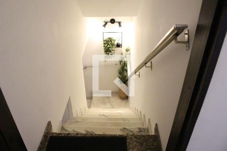 Casa à venda com 174m², 5 quartos e 2 vagasQuarto 5