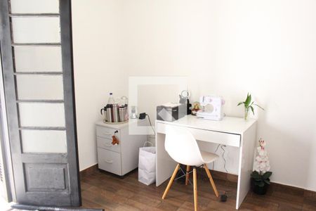 Casa à venda com 174m², 5 quartos e 2 vagasQuarto 3