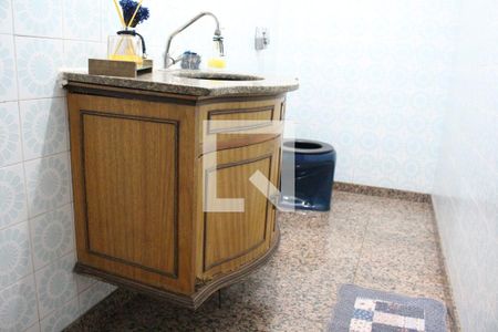 Casa à venda com 174m², 5 quartos e 2 vagasLavabo