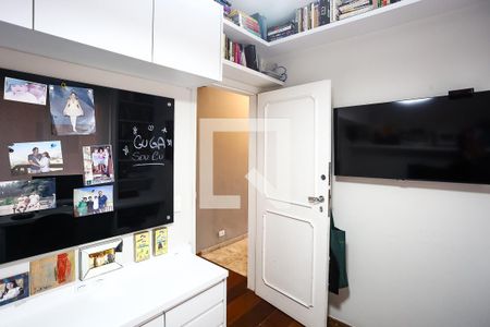 Apartamento à venda com 190m², 4 quartos e 3 vagas Apartamento à venda com 190m², 4 quartos e 3 vagasEscritório