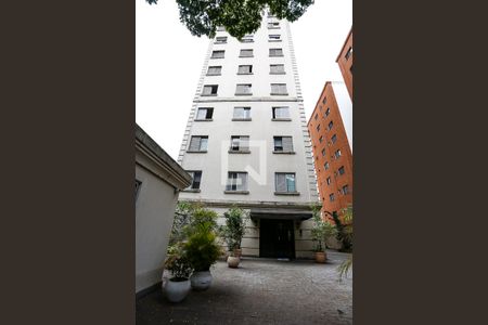 Apartamento à venda com 190m², 4 quartos e 3 vagas Apartamento à venda com 190m², 4 quartos e 3 vagasFachada