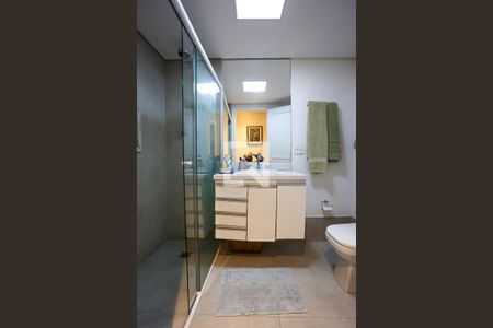 Apartamento à venda com 190m², 4 quartos e 3 vagas Apartamento à venda com 190m², 4 quartos e 3 vagasBanheiro 1