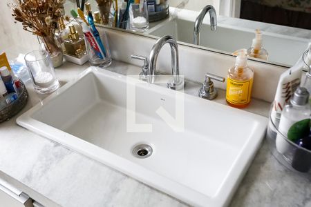 Apartamento à venda com 190m², 4 quartos e 3 vagas Apartamento à venda com 190m², 4 quartos e 3 vagasBanheiro 3