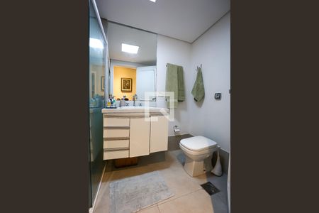 Apartamento à venda com 190m², 4 quartos e 3 vagas Apartamento à venda com 190m², 4 quartos e 3 vagasBanheiro 1