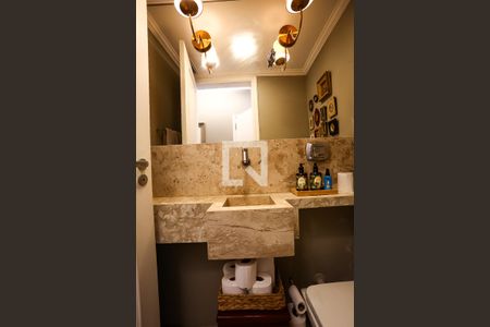 Apartamento à venda com 190m², 4 quartos e 3 vagas Apartamento à venda com 190m², 4 quartos e 3 vagasLavabo