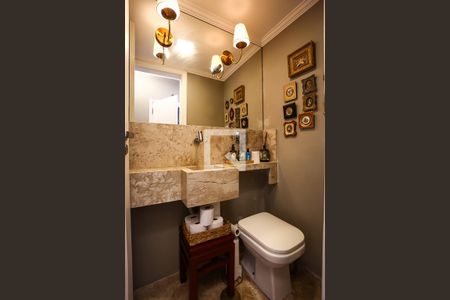 Apartamento à venda com 190m², 4 quartos e 3 vagas Apartamento à venda com 190m², 4 quartos e 3 vagasLavabo