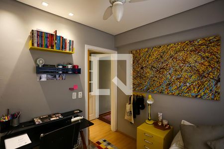 Apartamento à venda com 190m², 4 quartos e 3 vagas Apartamento à venda com 190m², 4 quartos e 3 vagasQuarto 1