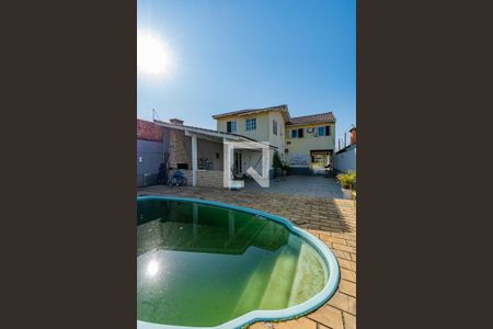Casa à venda com 300m², 4 quartos e sem vaga Casa à venda com 300m², 4 quartos e sem vagaÁrea Comum
