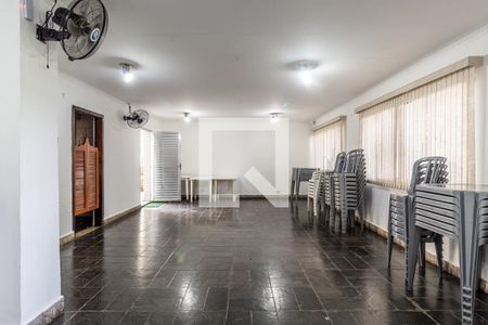 Apartamento à venda com 70m², 2 quartos e sem vaga Apartamento à venda com 70m², 2 quartos e sem vagaÁrea comum - Salão de festas