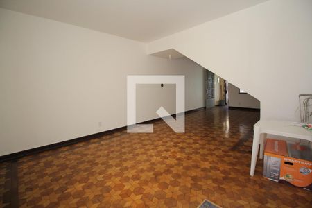 Sala de casa à venda com 6 quartos, 200m² em Vila Mariana, São Paulo