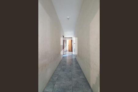 Casa à venda com 263m², 6 quartos e 4 vagasCorredor 