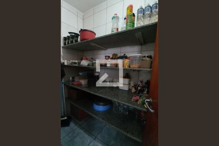 Casa à venda com 263m², 6 quartos e 4 vagasDespensa