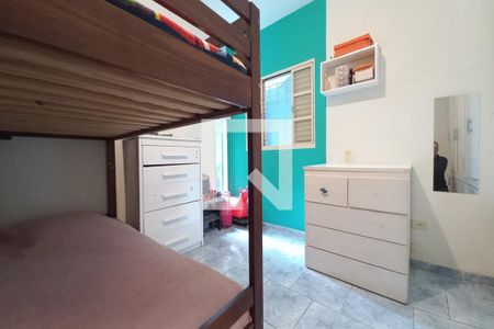 Casa à venda com 263m², 6 quartos e 4 vagasQuarto 2 