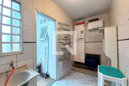 Casa à venda com 263m², 6 quartos e 4 vagasÁrea de Serviço