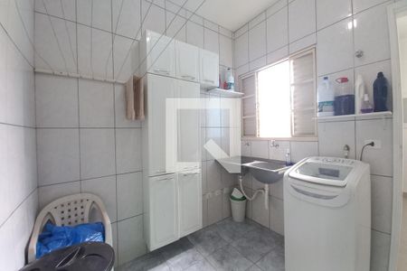 Casa à venda com 263m², 6 quartos e 4 vagasÁrea de Serviço