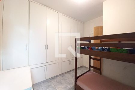 Casa à venda com 263m², 6 quartos e 4 vagasQuarto 2 