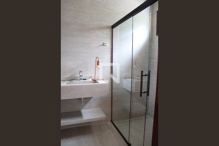 Casa à venda com 379m², 5 quartos e sem vagaBanheiro da Suíte 1