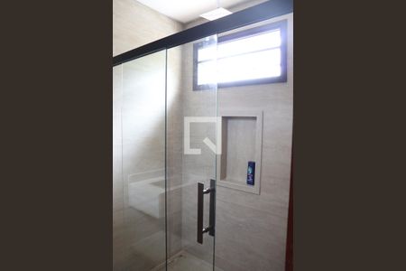 Casa à venda com 379m², 5 quartos e sem vagaBanheiro da Suíte 1