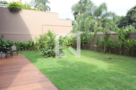 Casa à venda com 379m², 5 quartos e sem vagaÁrea externa