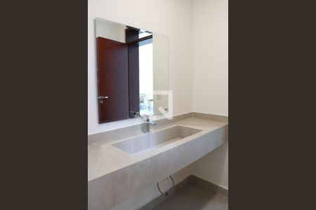 Casa à venda com 379m², 5 quartos e sem vagaBanheiro da Suíte 3