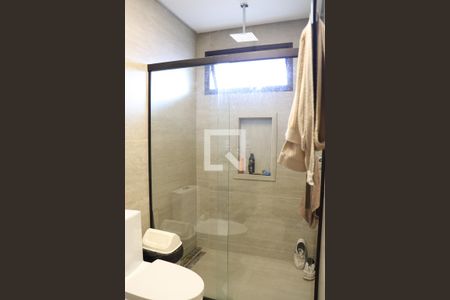 Casa à venda com 379m², 5 quartos e sem vagaBanheiro da Suíte 2