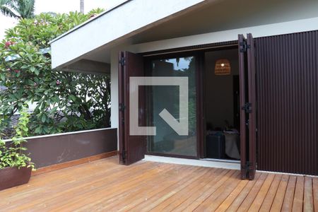 Casa à venda com 379m², 5 quartos e sem vagaVaranda da Suíte 3