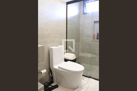 Casa à venda com 379m², 5 quartos e sem vagaBanheiro da Suíte 2