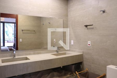 Casa à venda com 379m², 5 quartos e sem vagaBanheiro da Suíte 3