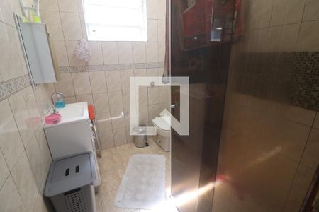 Casa à venda com 198m², 4 quartos e 2 vagasBanheiro 