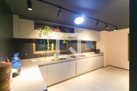 Apartamento à venda com 255m², 3 quartos e 3 vagas Apartamento à venda com 255m², 3 quartos e 3 vagasCozinha