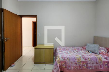 Casa à venda com 325m², 5 quartos e 3 vagasSuite 2