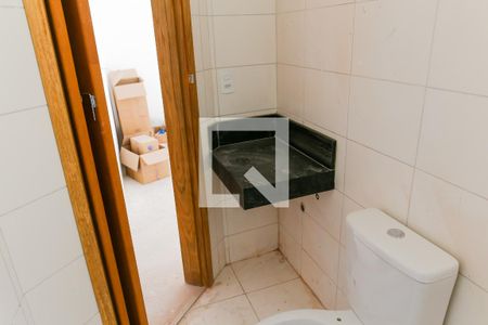 Apartamento à venda com 42m², 2 quartos e 1 vaga Apartamento à venda com 42m², 2 quartos e 1 vagaBanheiro
