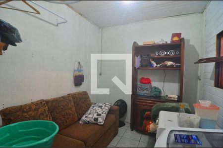 Casa à venda com 240m², 2 quartos e 1 vagaÁrea de Serviço