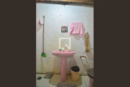 Casa à venda com 240m², 2 quartos e 1 vagaBanheiro