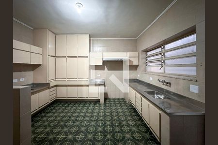 Casa para alugar com 1000m², 4 quartos e 4 vagasCozinha