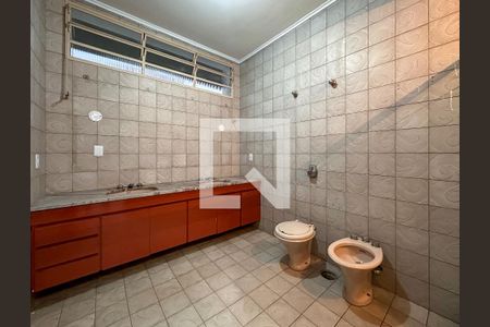 Casa para alugar com 1000m², 4 quartos e 4 vagasBanheiro