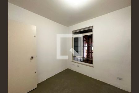 Casa para alugar com 1000m², 4 quartos e 4 vagasQuarto 4