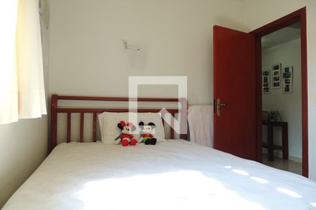 Casa à venda com 169m², 4 quartos e 2 vagasQuarto 2 - Suíte