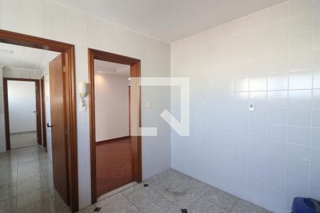 Apartamento para alugar com 156m², 2 quartos e 2 vagasCozinha 
