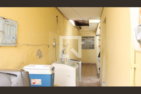 Casa à venda com 143m², 3 quartos e 1 vagaÁrea de Serviço