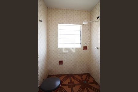 Casa à venda com 250m², 4 quartos e 1 vagaBanheiro 1