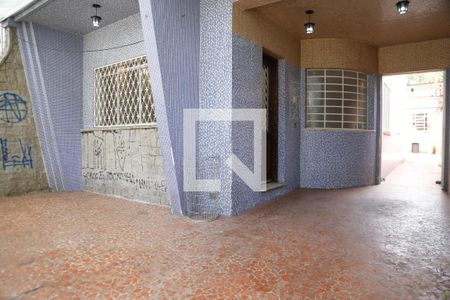 Casa à venda com 200m², 4 quartos e 2 vagasGaragem