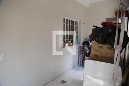 Casa à venda com 200m², 4 quartos e 2 vagasÁrea de Serviço 1