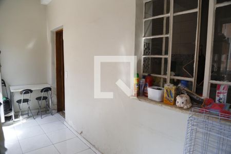 Casa à venda com 200m², 4 quartos e 2 vagasÁrea de Serviço 1