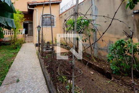 Casa à venda com 273m², 3 quartos e 3 vagas Casa à venda com 273m², 3 quartos e 3 vagasQuintal