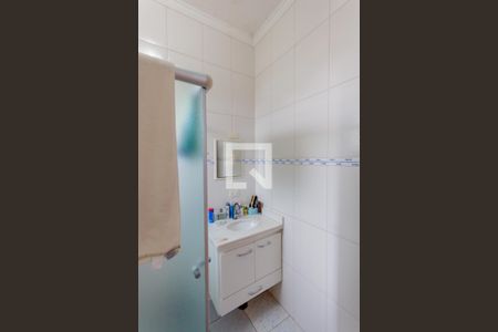 Casa à venda com 273m², 3 quartos e 3 vagas Casa à venda com 273m², 3 quartos e 3 vagasBanheiro da Suíte 2