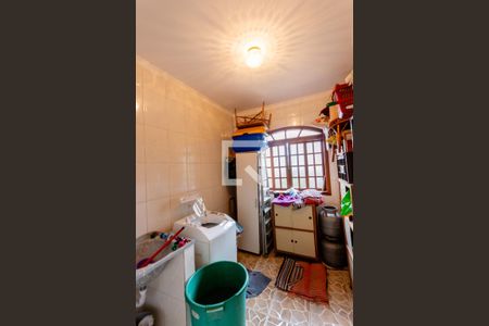 Casa à venda com 273m², 3 quartos e 3 vagas Casa à venda com 273m², 3 quartos e 3 vagasÁrea de Serviço